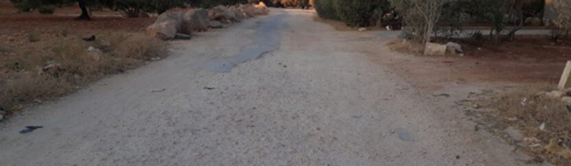 طرقات إدلب.. حفر ومطبات وتكسير والتأهيل ليس في قاموس المنظمات والجهات الحكومية