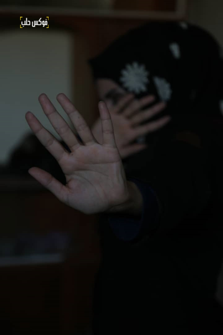 مشهد تمثيلي لإحدى المشاركات في "حملة 16 يوم".