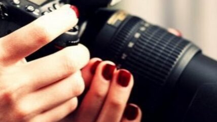 المواطنة الصحفية في سوريا.. عوائق كثيرة أهمها نظرة المجتمع