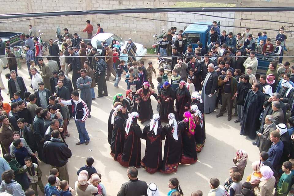 الصورة لعرس قديم في ريف إدلب الجنوبي