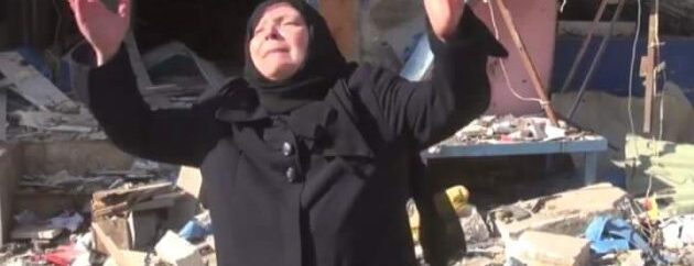 في عيد الأم السوري .. نقتات على الذاكرة وكاميرا الهواتف المحمولة