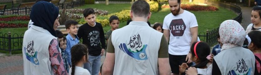 “لسا الدنيا بخير” لزرع بسمة أمل على وجه الأمهات والمحتاجين