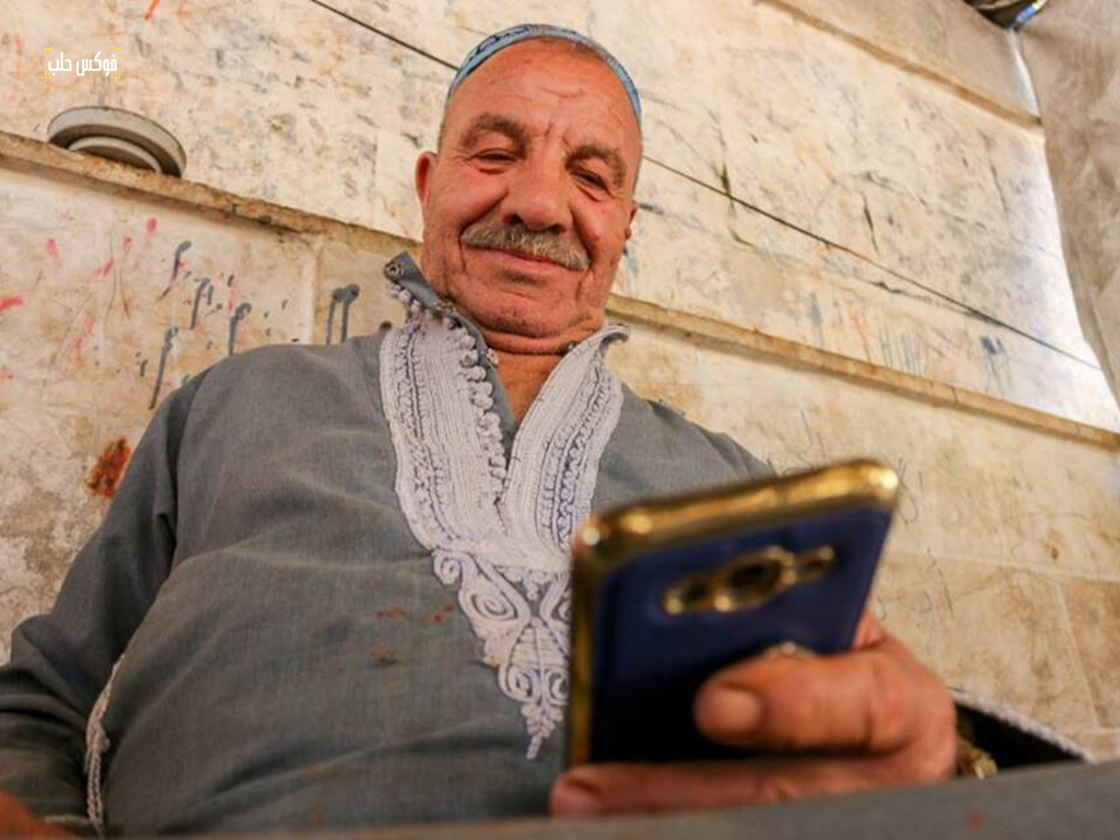 الحاج أبو أيمن صيبعة 67 عاماً من سكان مدينة ادلب.