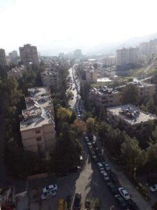 ازدحام السيارات أمام احدى محطات الوقود في دمشق/ انترنت