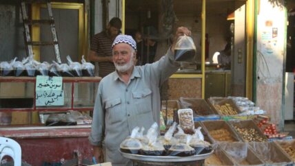 “رمضان السوريين” طقوس غائبة ممزوجة بالحنين