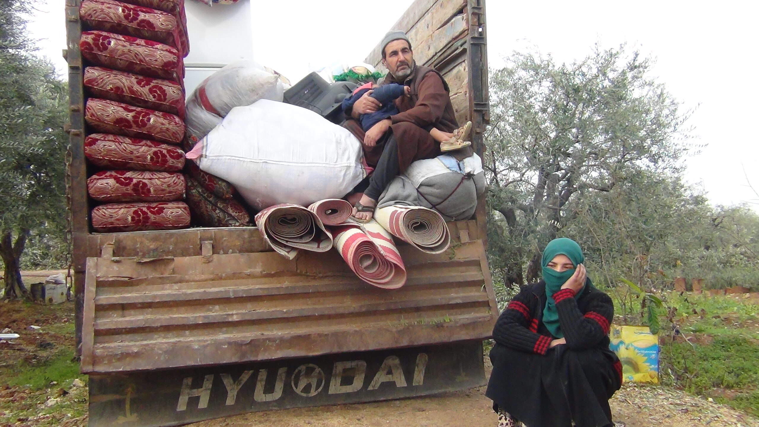 من نزوح أهالى معرة النعمان -خزامى الحموي فوكس حلب