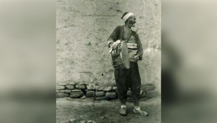 اصحا يا نايم.. وحّد الدّايم