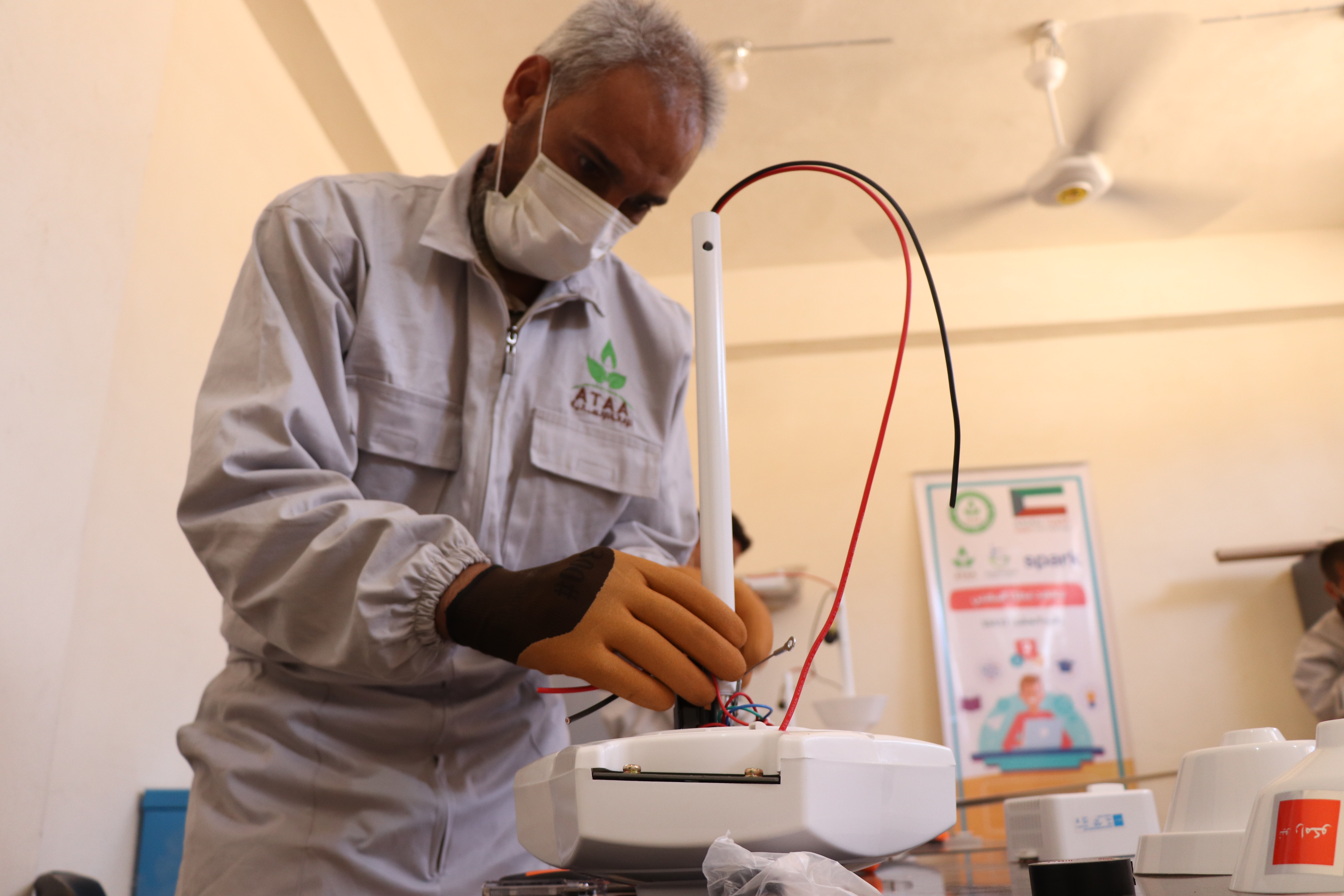 جانب من التدريبات في معهد عطاء المهني -فوكس حلب 