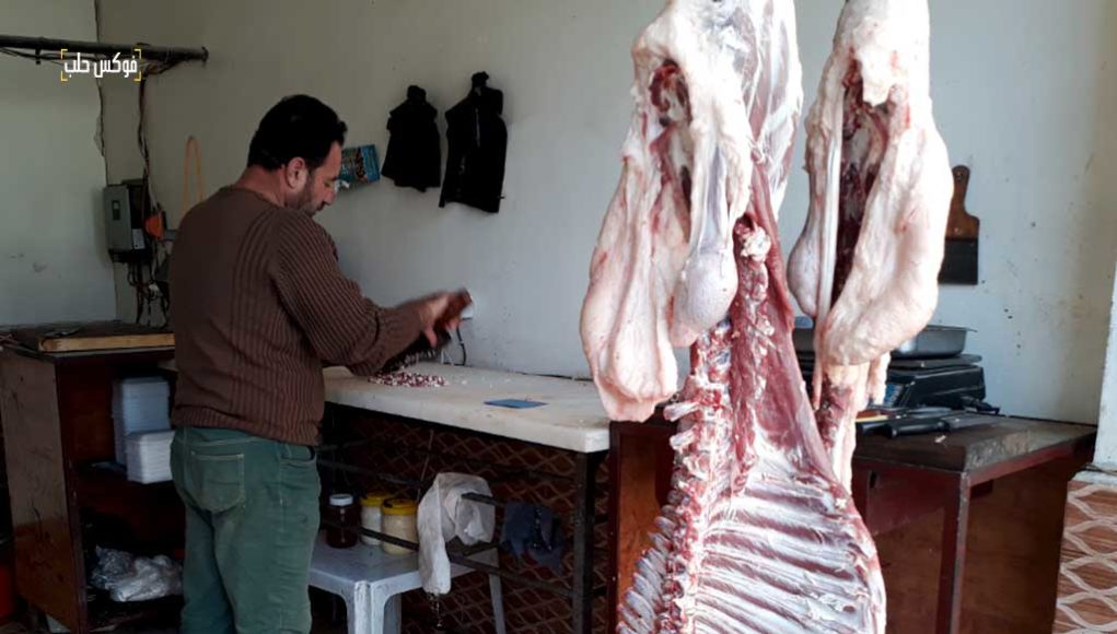 محل جزارة لبيع لحم الأغنام في إدلب