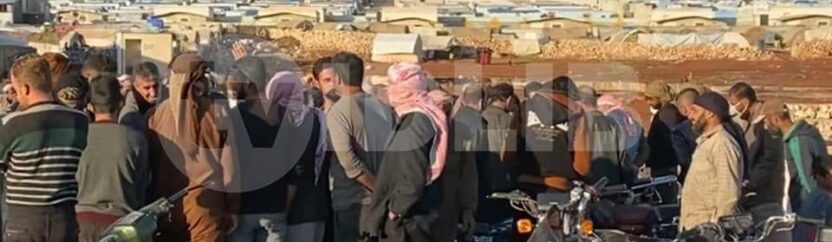 في مخيمات إدلب: تجارة الدراجات النارية مصدر دخل رأس ماله “الخبرة”