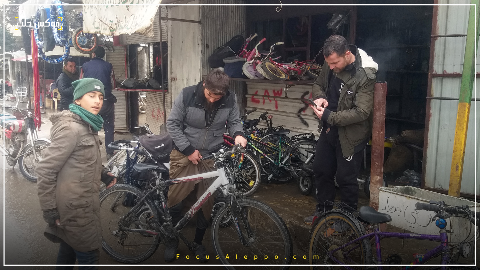 استخدام الدراجات الهوائية كوسيلة نقل ورياضة في إدلب 