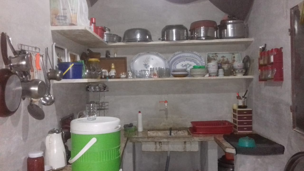 صورة المطبخ في مخيم منطقة عقربات بعد التعديل