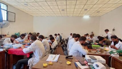 ما بين حكومية وخاصة..  أكثر من خمسة عشر جامعة في الشمال السوري