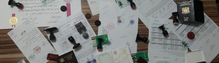 الوثائق الجامعية .. أعباء مادية ممزوجة بالنصب تحول دون عودة الطلاب المنقطعين إلى مقاعد الدراسة