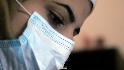 صيانة الموبايلات..عمل ممكن للمرأة في مدينة إدلب