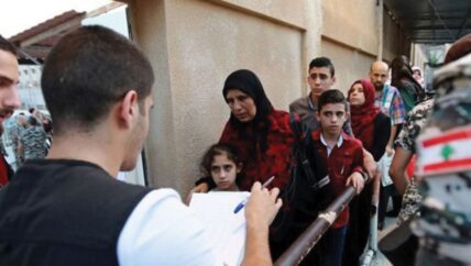 العودة إلى الهلاك.. لبنان يعدّ خطة لإعادة السوريين إلى مناطق النظام 