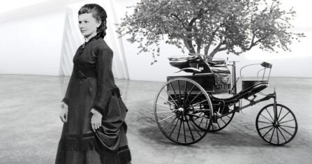 بعيداً عن الصحافة.. التصوير مهنة جديدة  لسيدات في الشمال السوري