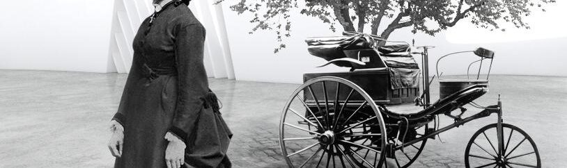 من بيرتا بنز إلى نساء إدلب .. لماذا توصف المرأة التي تقود سيارة هنا بـ”المسترجلة”؟