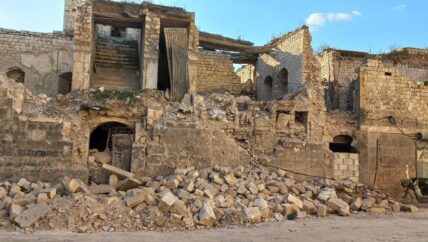 الاستجابة للزلزال في مدينة حلب.. سوء وفوضى قبل وبعد الانتهاء من عمليات الإنقاذ 