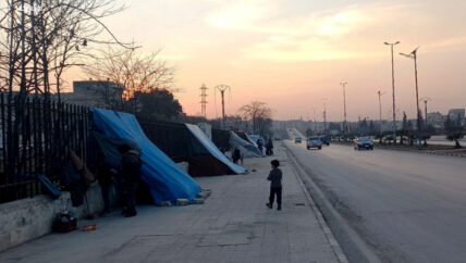 الاستجابة للزلزال في مدينة حلب تحكمها البيروقراطية والسرقة والحلول غير الموفقة للإيواء