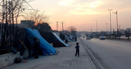  البحث عن مأوى.. متضررو الزلزال إلى أين