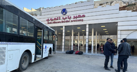 السوريون في تركيا.. آمال معلقة في الهواء