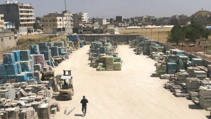 الصناعة في ريفي حلب الشمالي والشرقي.. معامل وورش مهددة بالإغلاق