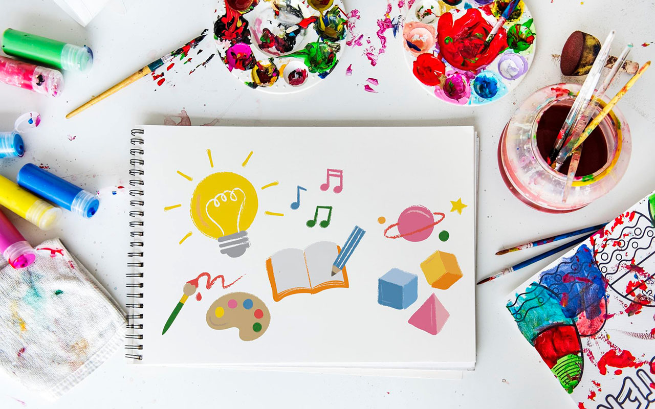 معلمو الموسيقا والرسم-المصدر: freepik