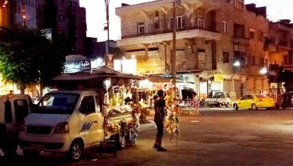 السيارات الجوالة حلّ بديل عن المحال التجارية والمهنية