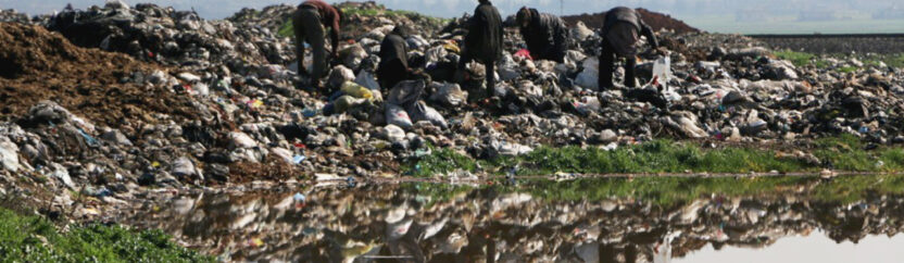 العدوى وقلة المياه.. الجرب يسكن مخيمات في الشمال السوري