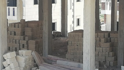 تنظيم أم تعقيد.. شروط جديدة غير واضحة للبناء في إدلب