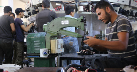 آمال معلقة تنظر إلى المدينة الصناعية والزراعية في أخترين