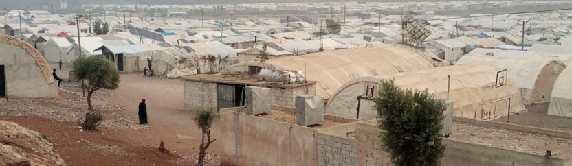 العودة الطوعية لمهجرين في مخيم المحمدية يحددها موظف آفاد التركية برسالة واتس آب