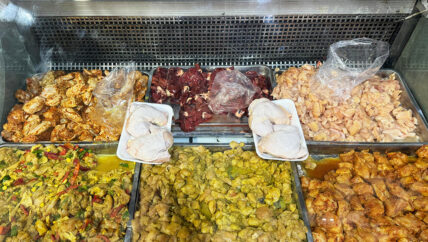 الدجاج لايطير.. لكن أسعاره تحلّق