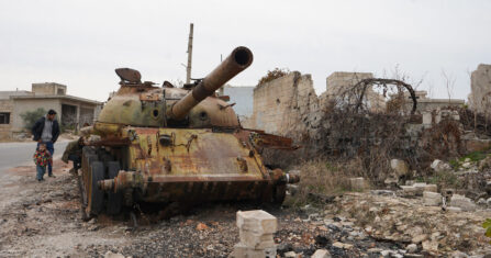 ألغام وأنفاق تعطّل عودة الحياة إلى مدن وبلدات في ريف حلب الشمالي