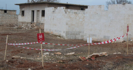 ندرة الوقود وكثرة الألغام.. الزراعة في إدلب معركة أخرى