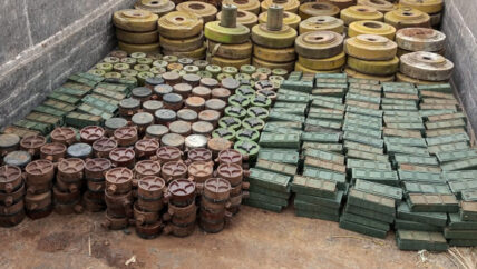 نازعو الألغام في سوريا.. عندما تقتل الأرض أصحابها