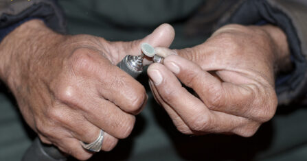 دراجات نارية في دير الزور.. وسيلة رزق أم خطر متجول؟