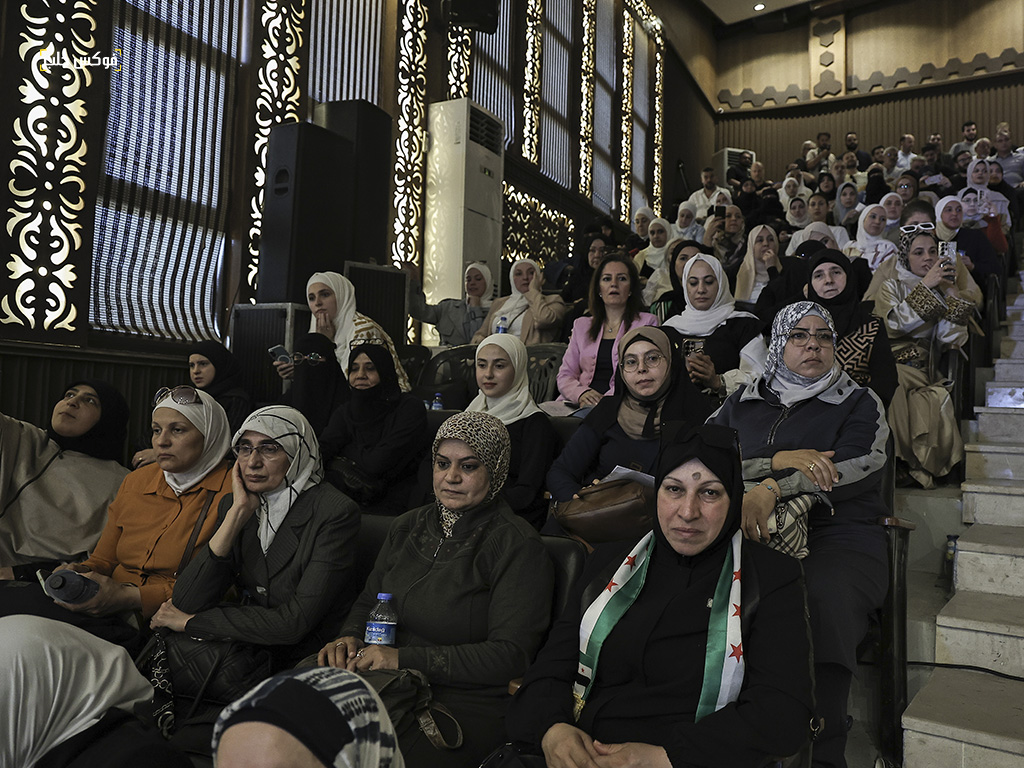 جانب من الحضور في المؤتمر التشاورية، مدرج النصر في جامعة حلب-تصوير: وليد عثمان.
