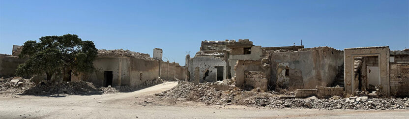 آخر أبواب العودة.. الأرض مقابل السقف