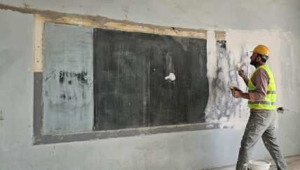 بعد عودة السكان.. تحديات تعليمية كبيرة تواجه مدارس معرة النعمان