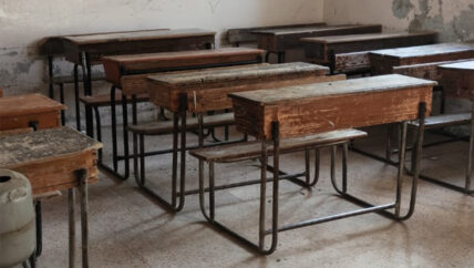 الإحباط من الوعود الحكومية يدفع معلمي الشمال السوري لمواصلة الإضراب