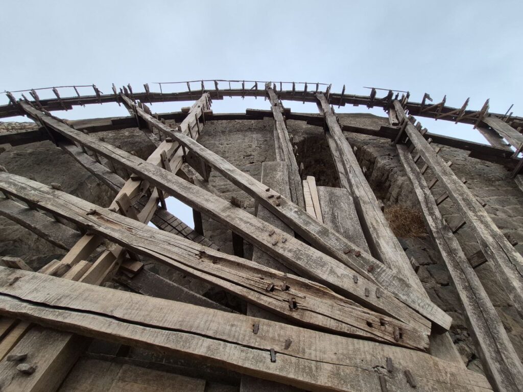 ناعورة المأمورية قبل عمليات الترميم، مدينة حماه، 2026.