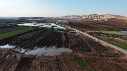 التحذيرات الرسمية لا تفتح مجاري نهر قويق المسدودة 