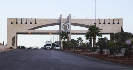 أصحاب البسطات في باب جنين يخشون الإزالة أو فرض الرسوم.. السوق البديل غير مناسب