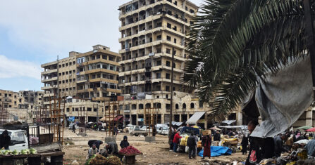 بين التنظيم والرزق.. هل تنتقل بسطات باب جنين من قلب حلب؟ 