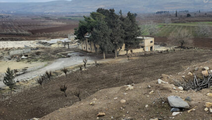 مستودع آثار عين دارة قرب عفرين.. إهمال يضاف لعمليات السرقة والتخريب