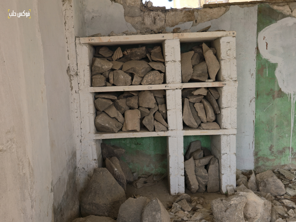 مستودع آثار عين دارة قرب مدينة عفرين، آذار 2026.