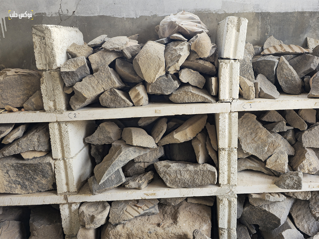 مستودع آثار عين دارة قرب مدينة عفرين، آذار 2026.