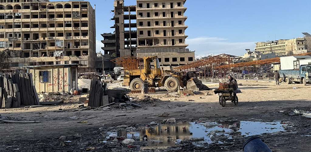 بين التنظيم والرزق.. هل تنتقل بسطات باب جنين من قلب حلب؟ 